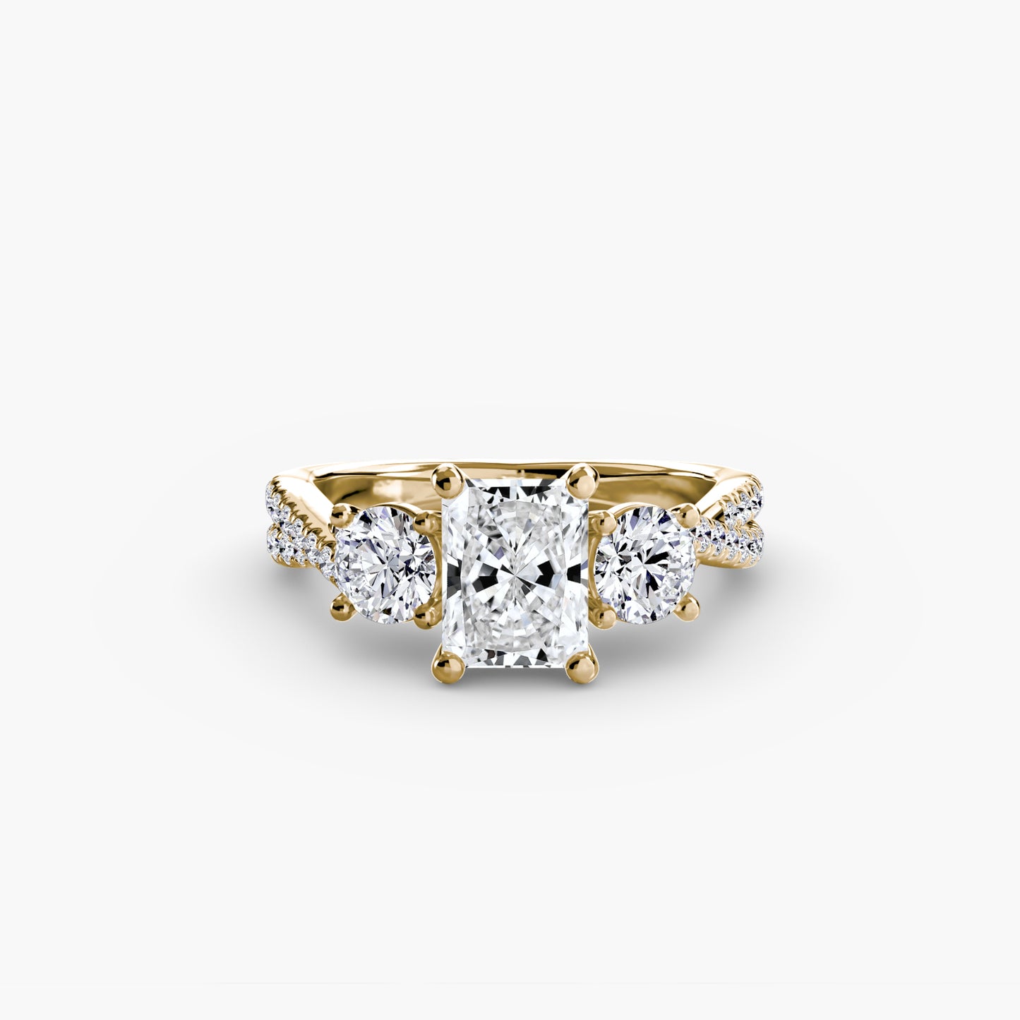 💍 Montura Trilogía Pavé Ancha – Anillo de tres diamantes con brazo engastado