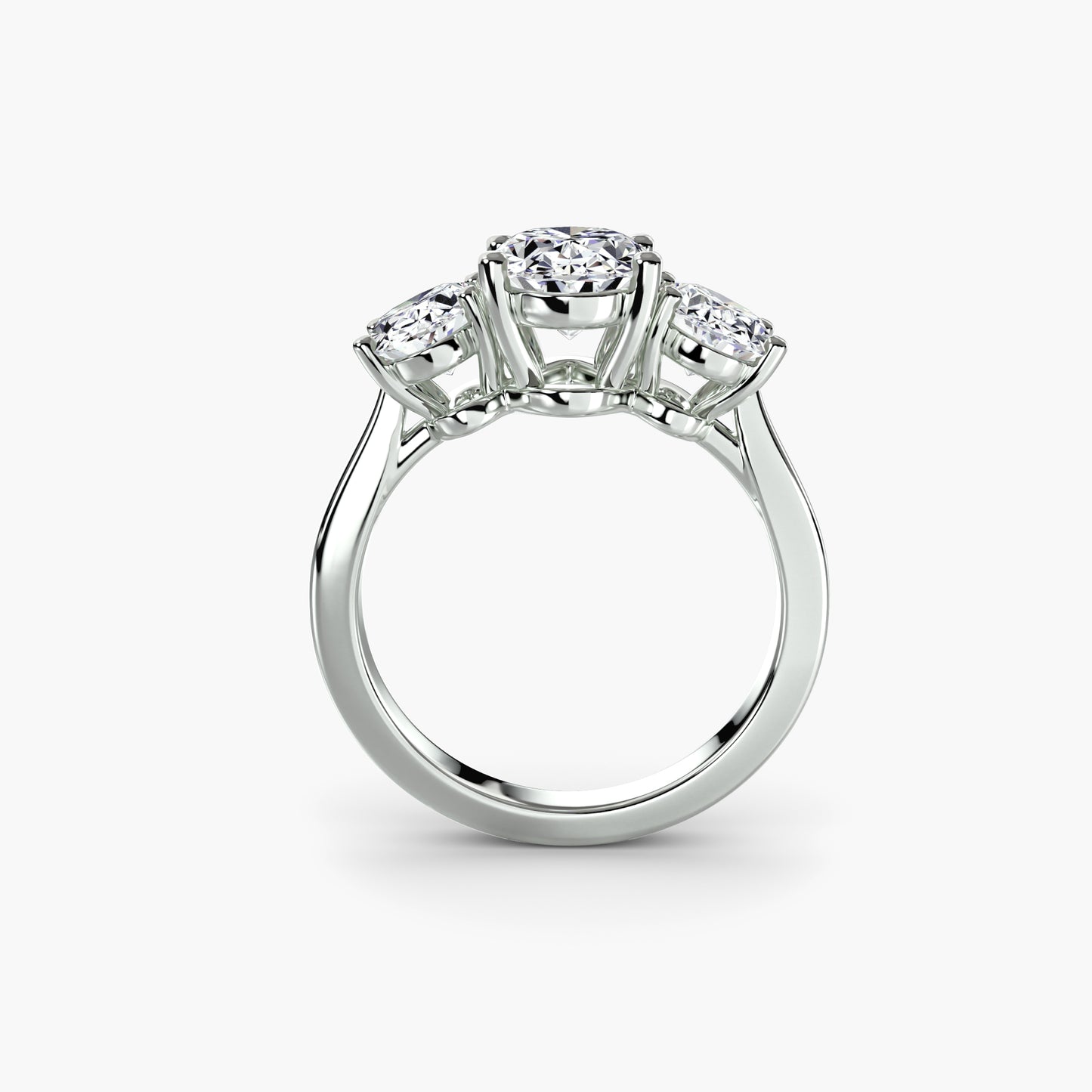 Montura Trilogía Oval – Anillo de tres diamantes ovalados